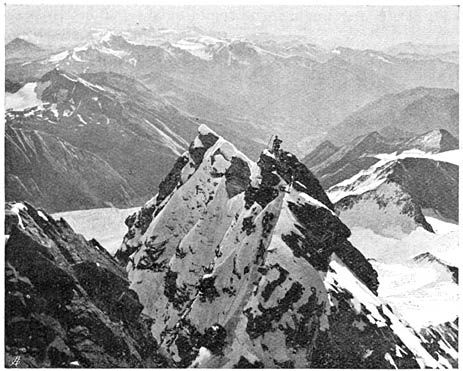 Op den top van den Groszglockner.