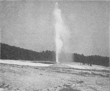 The Yellowstone National Park, Wyoming Beehive Geyser