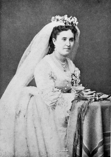 Clara Louise Kellogg as Lucia

From a photograph by Elliott & Fry